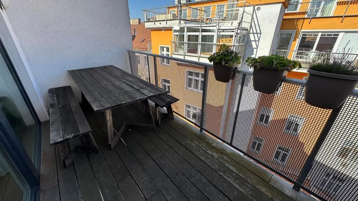 Apartament Bright Loft 110 Sqm With Great Roof Terrace 100 Sqm Wiedeń Austria